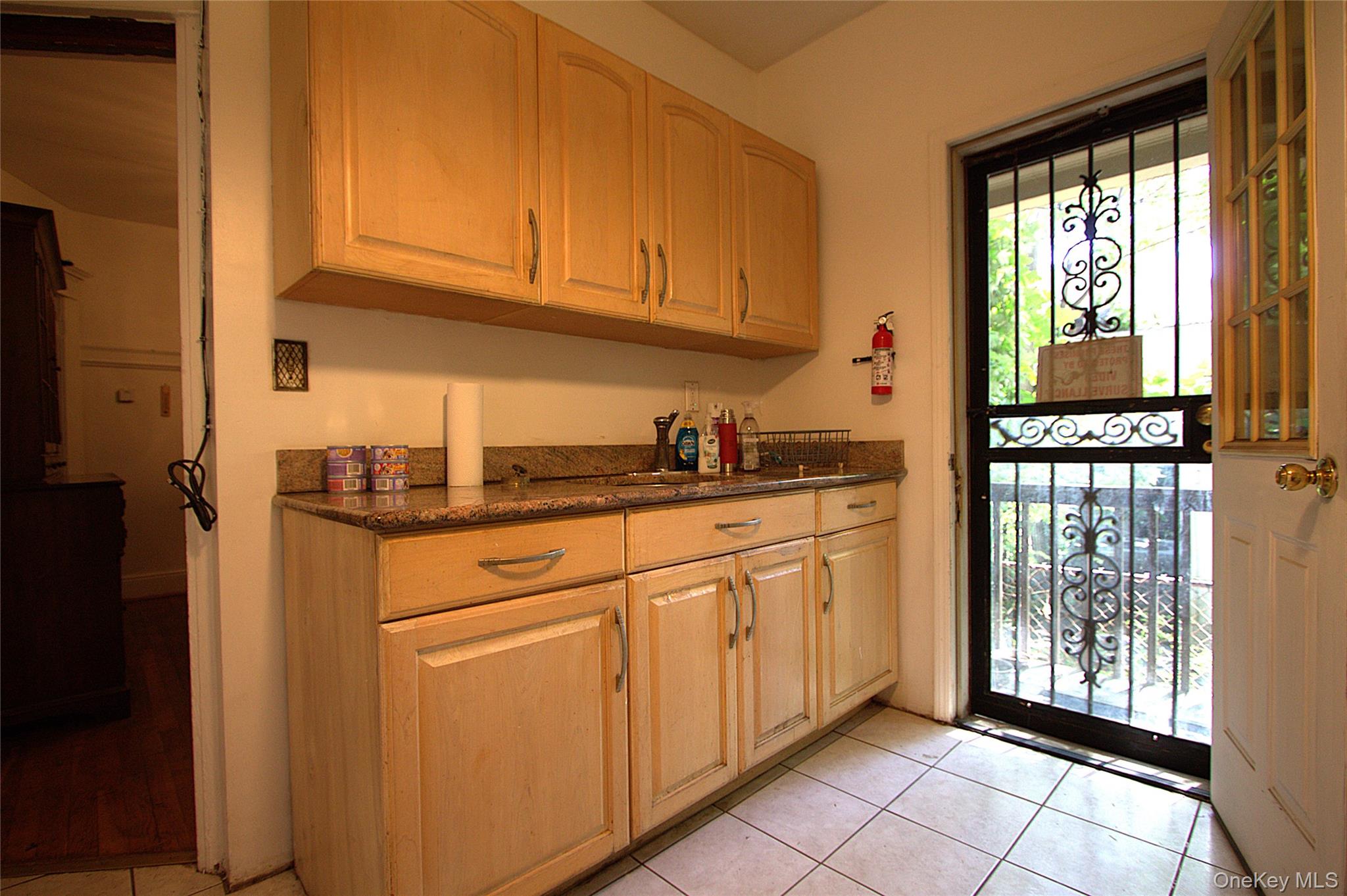 86-36 96th Street Property Photo 6
