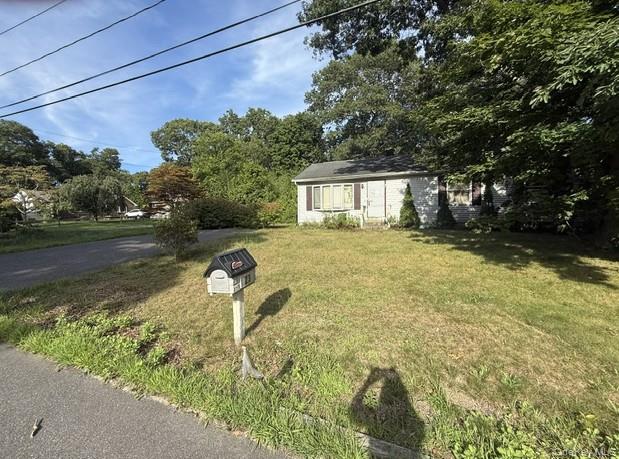23 Lafayette Avenue Property Photo 3