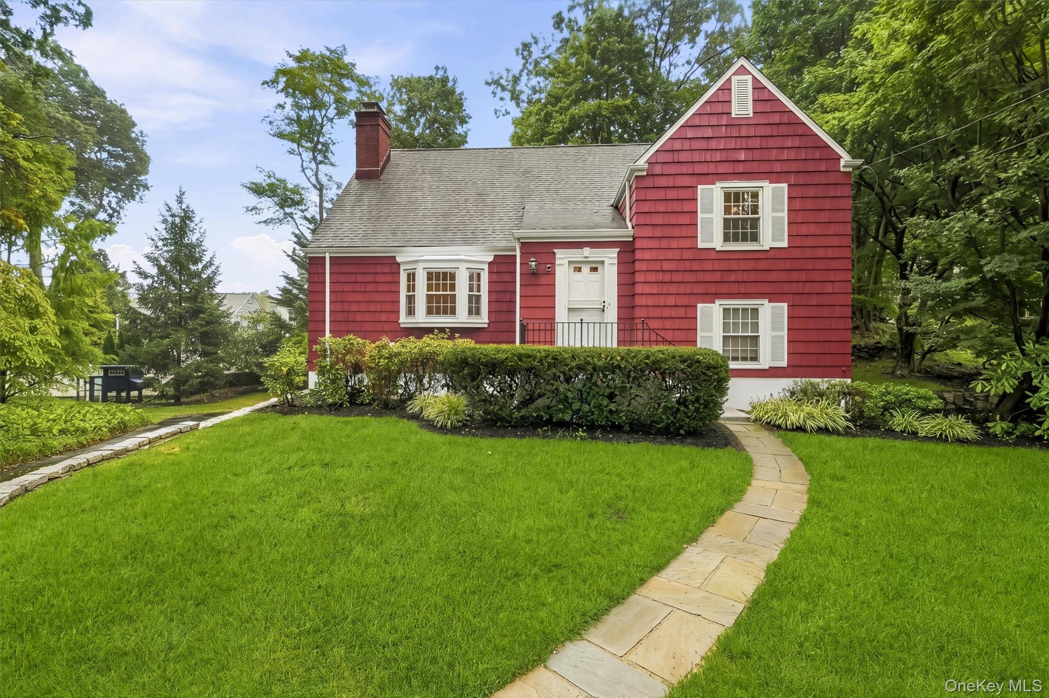 24 Smallwood Place Property Photo 2