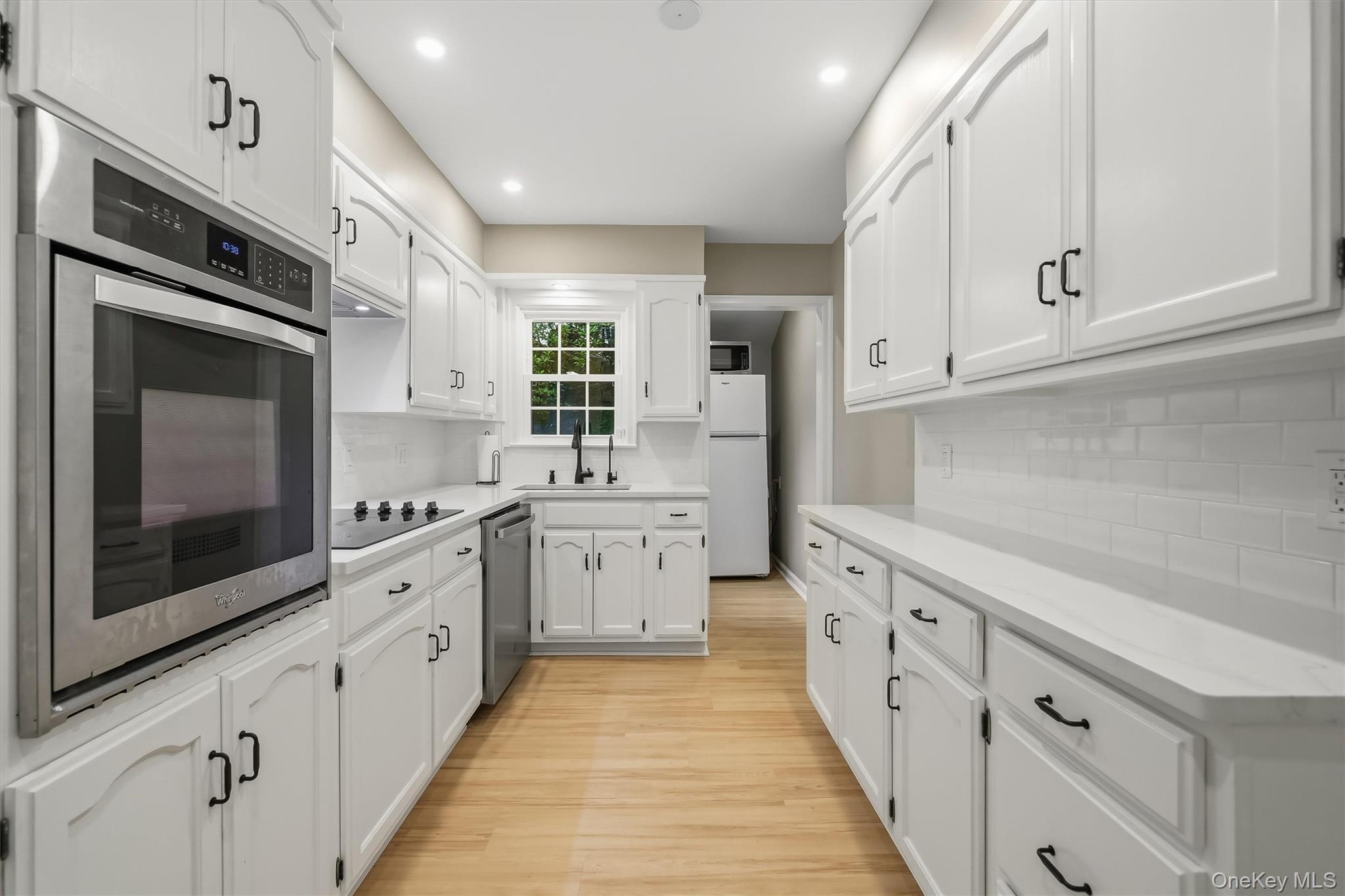 24 Smallwood Place Property Photo 13