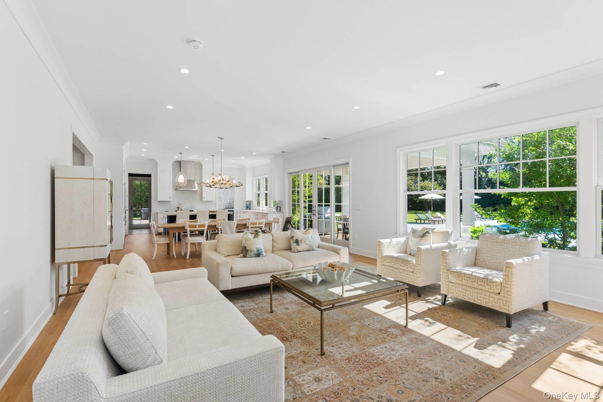 165 Oneck Lane Property Photo 4