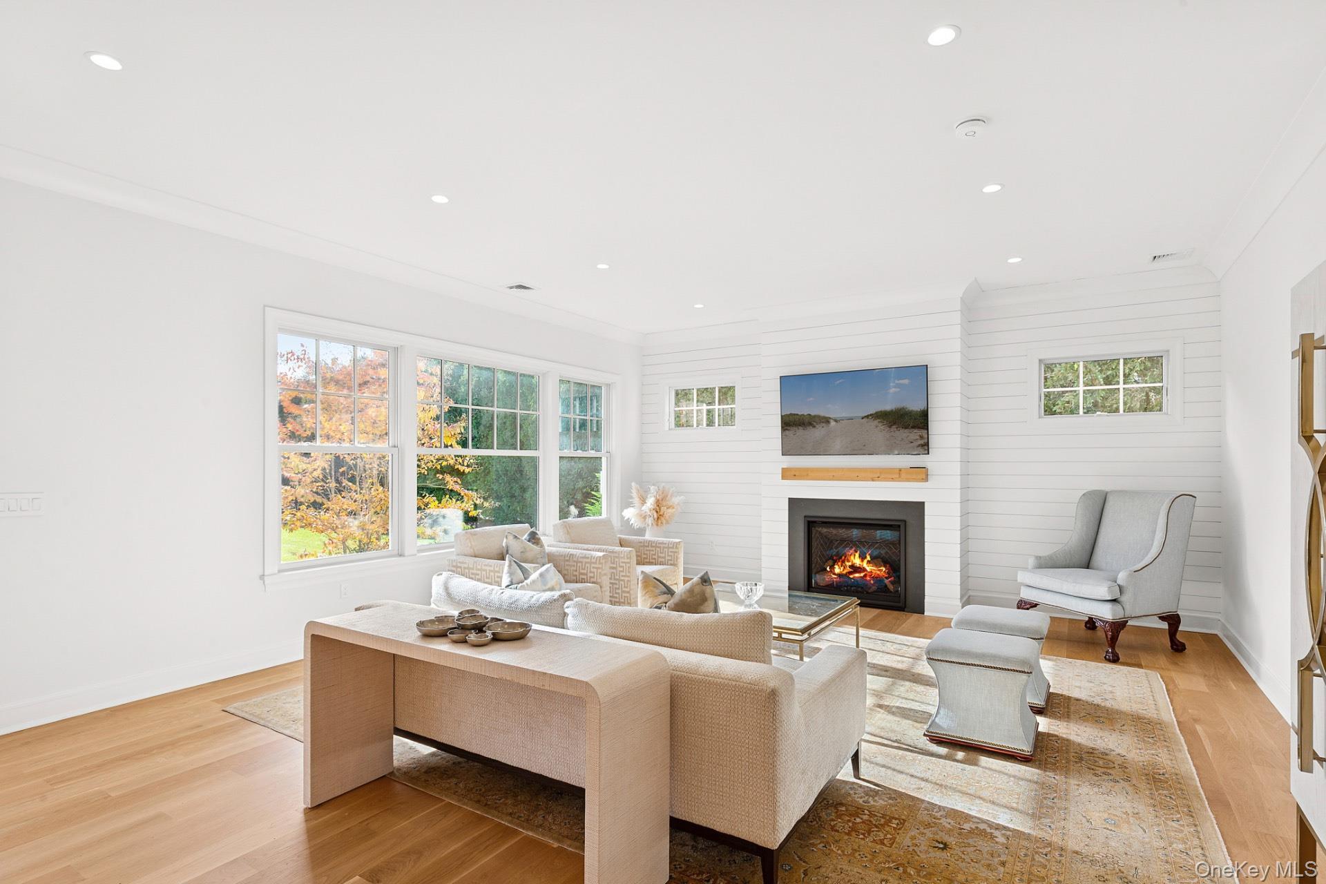 165 Oneck Lane Property Photo 8