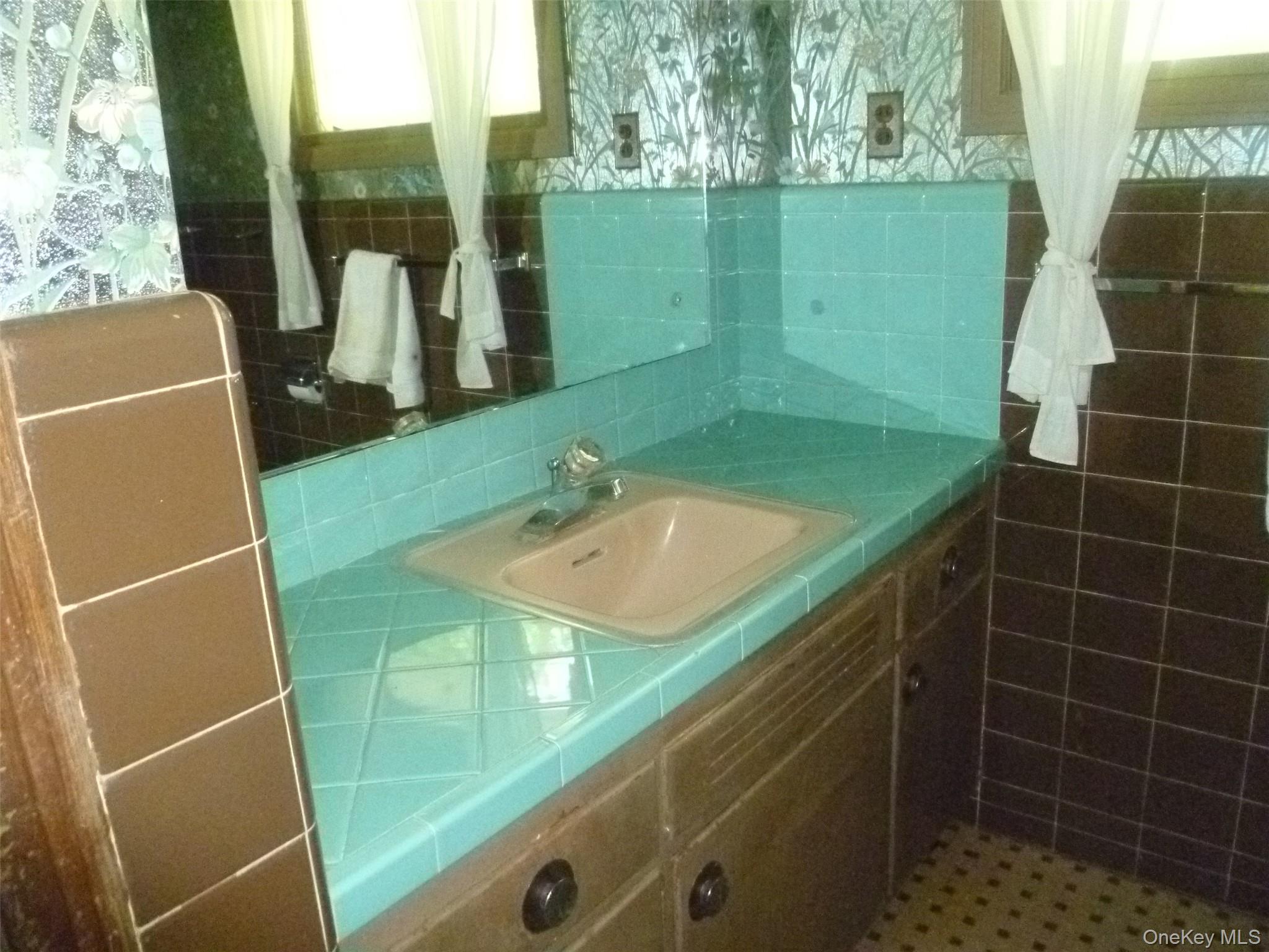 17 Chestnut Lane Property Photo 21