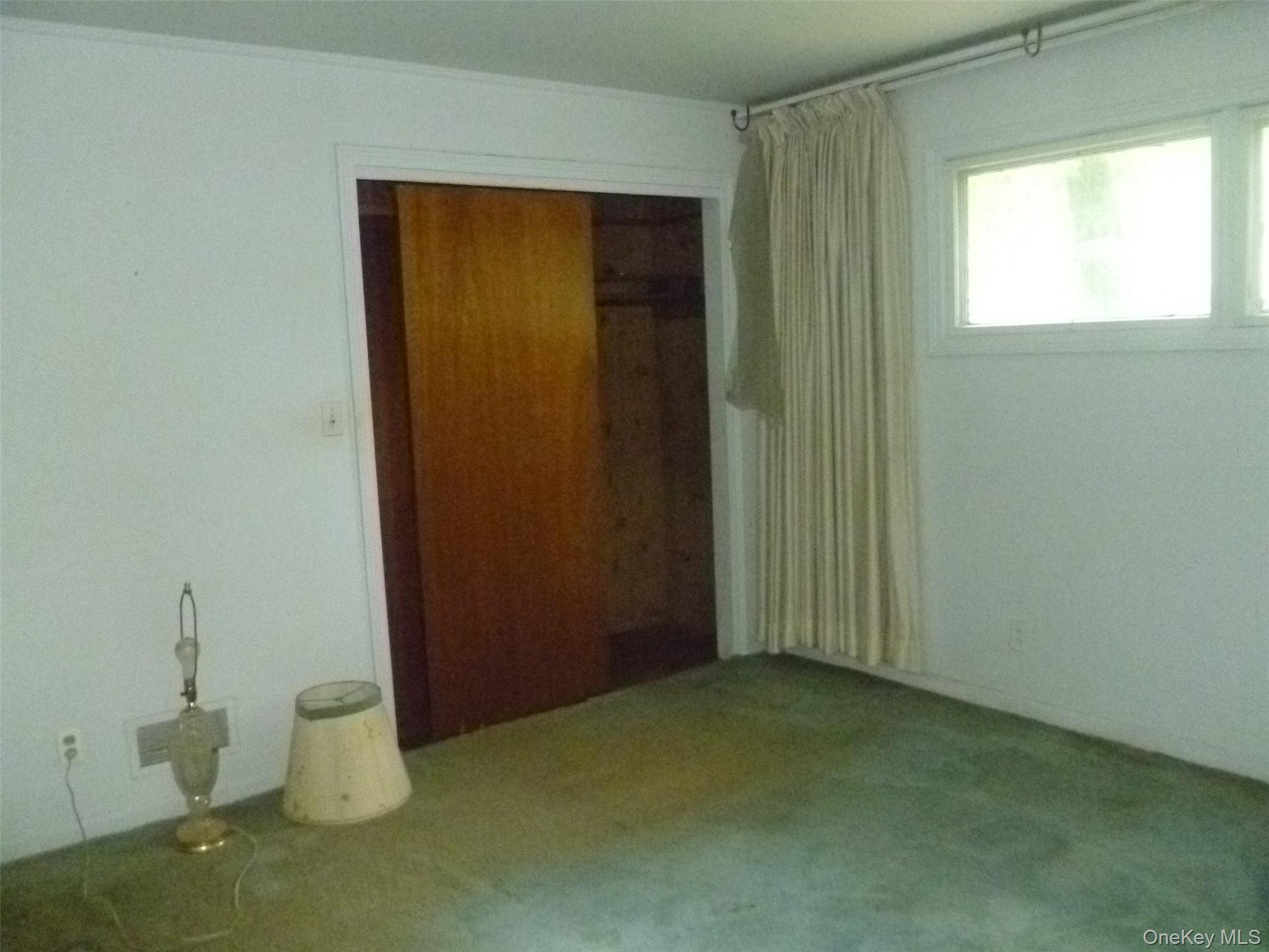 17 Chestnut Lane Property Photo 25