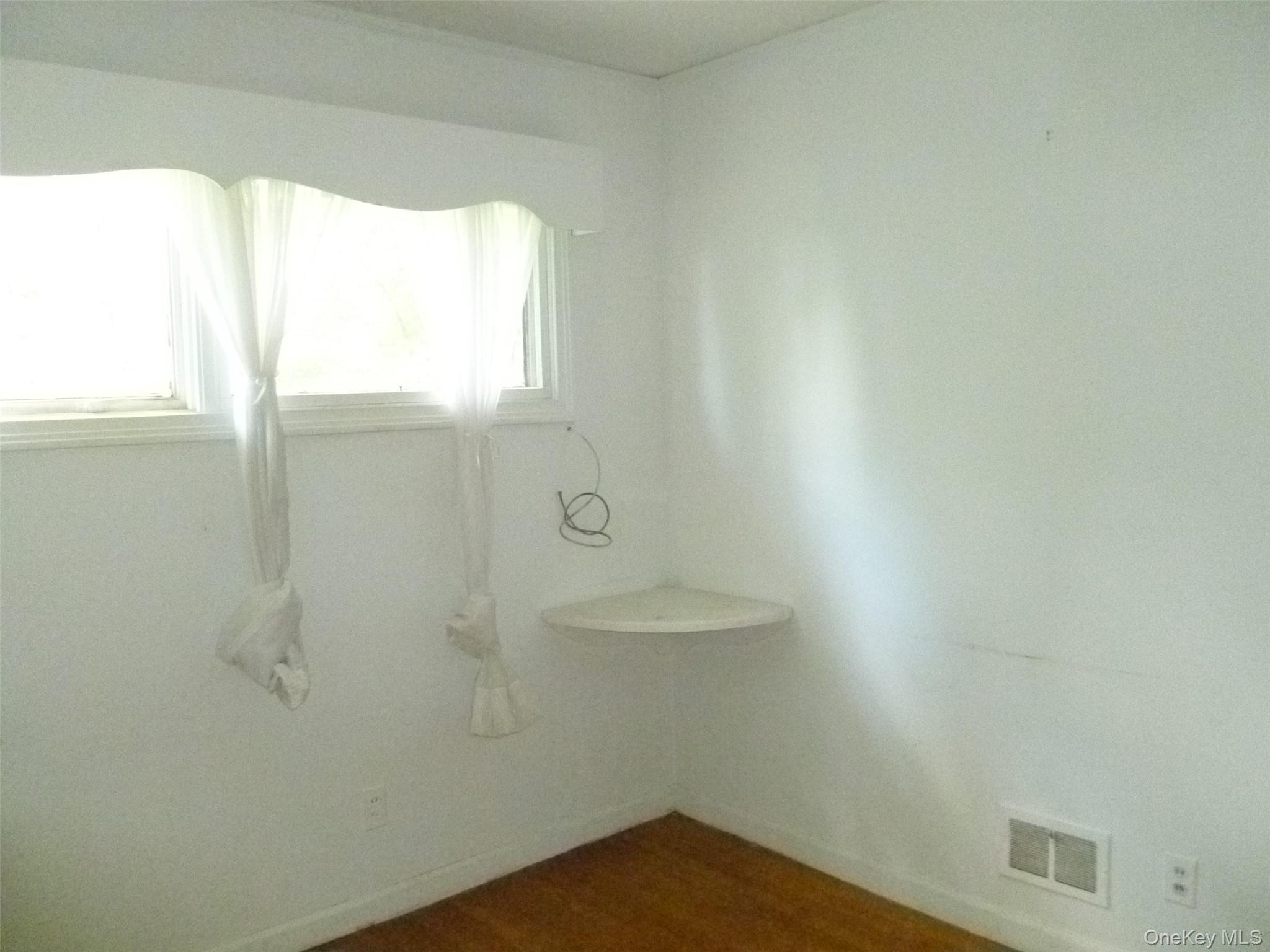17 Chestnut Lane Property Photo 29