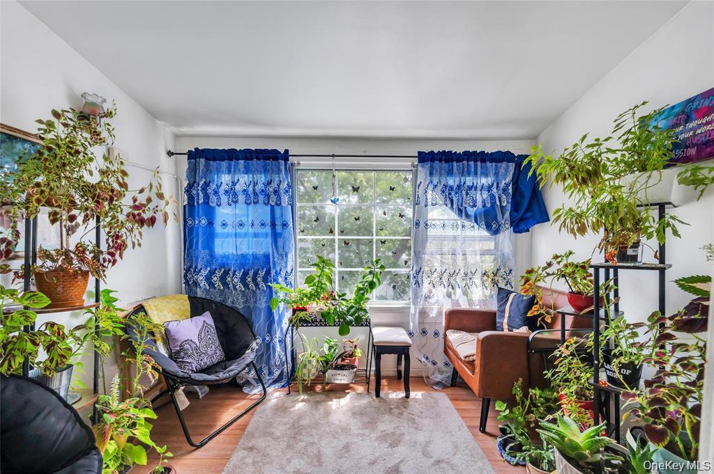 10530 Van Wyck Expressway Property Photo 18