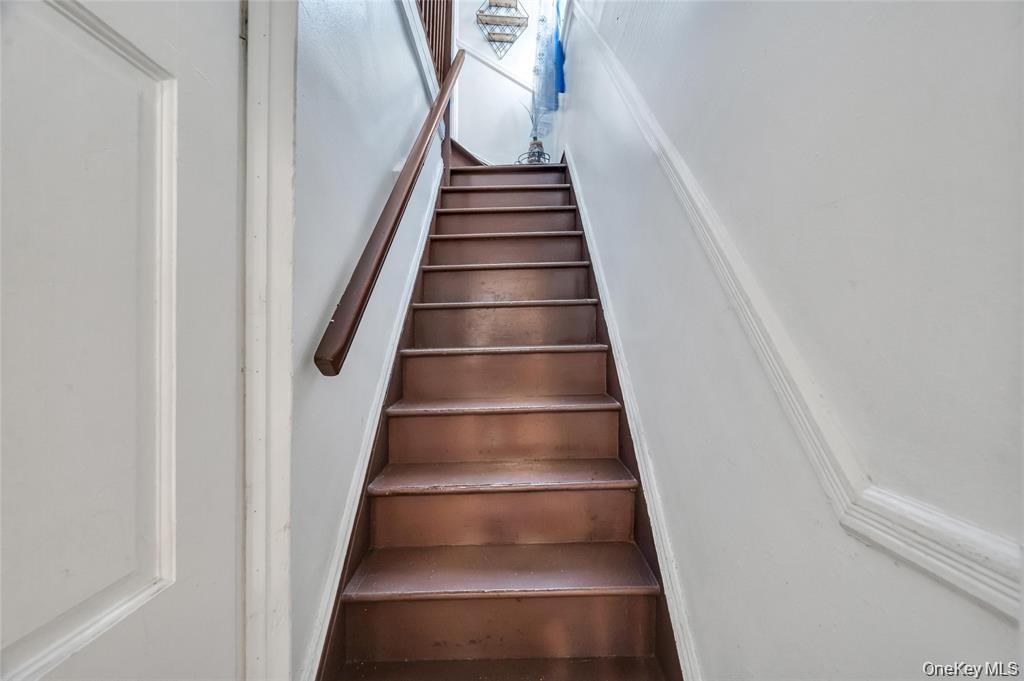10530 Van Wyck Expressway Property Photo 19