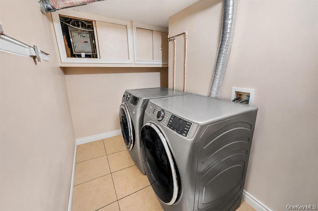 10530 Van Wyck Expressway Property Photo 32