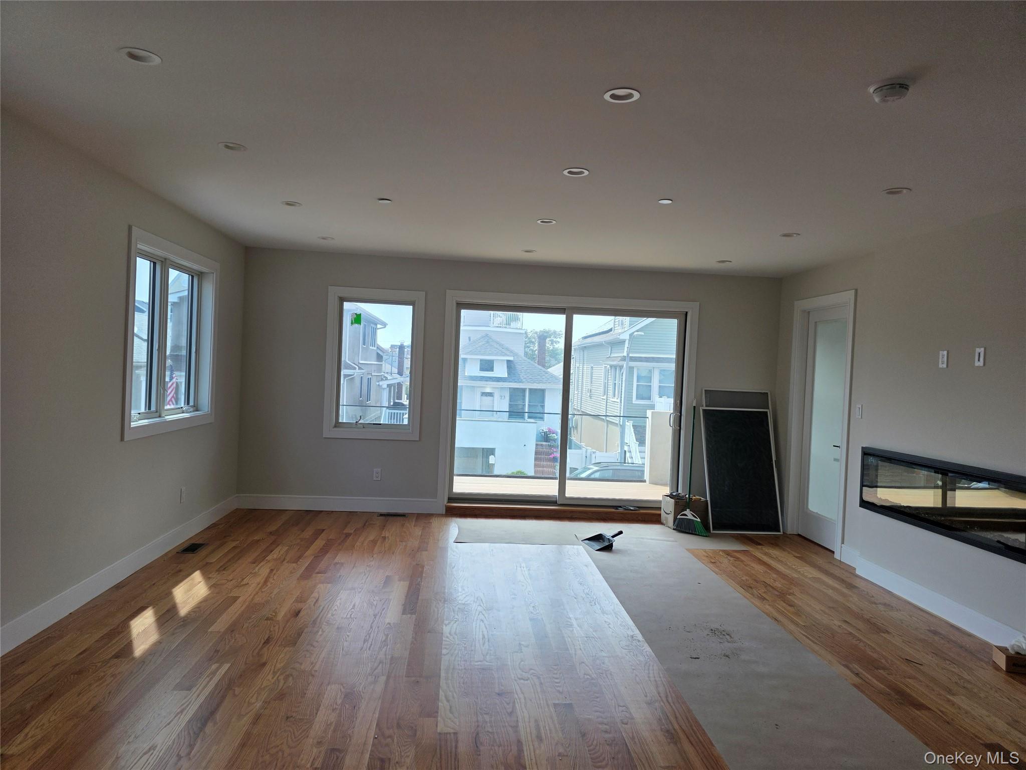 72 Ohio Avenue Lower Property Photo 4