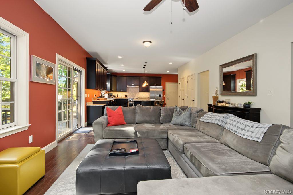 25 Pirog Road Property Photo 10