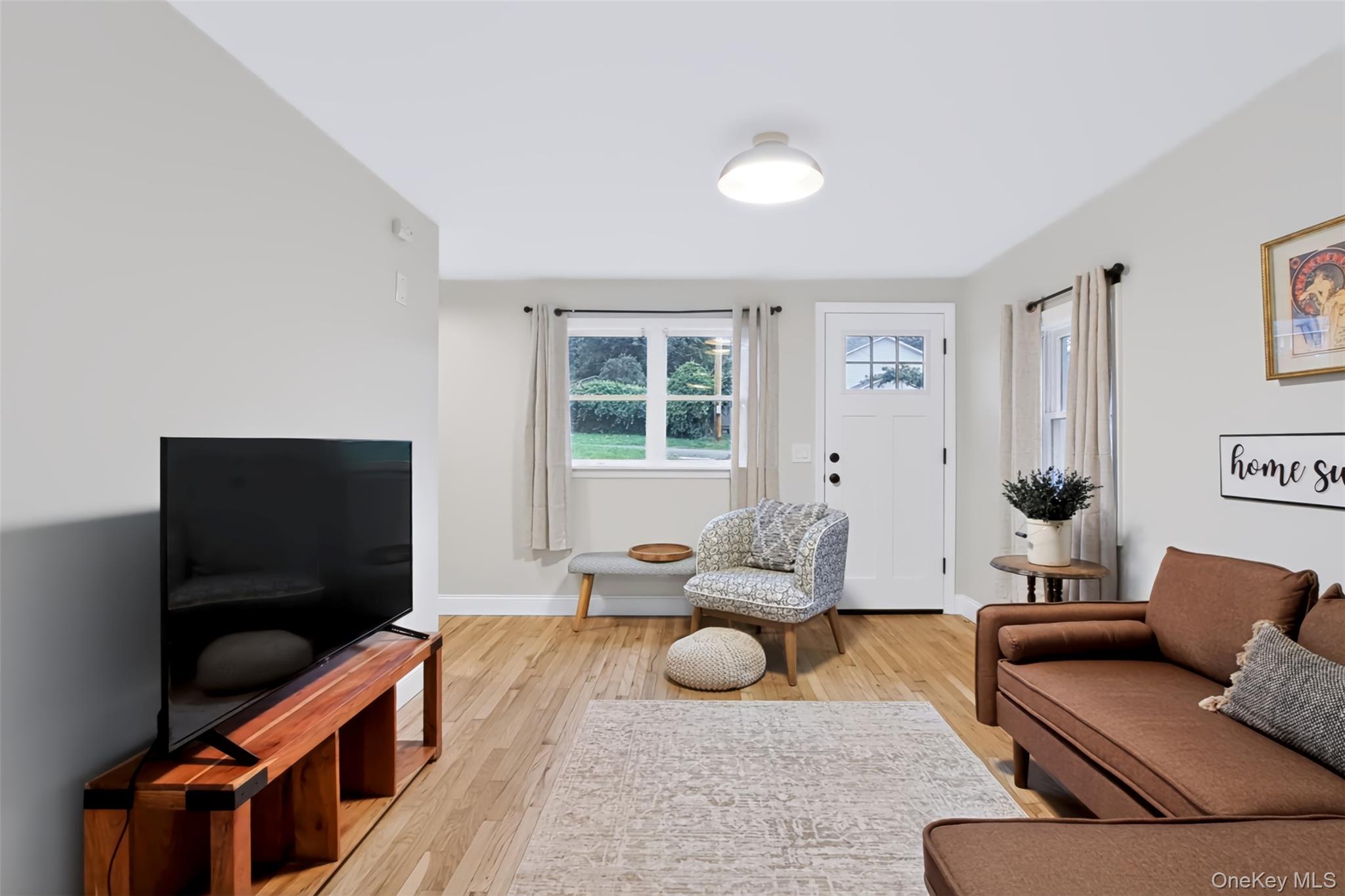 105 White Street Property Photo 6