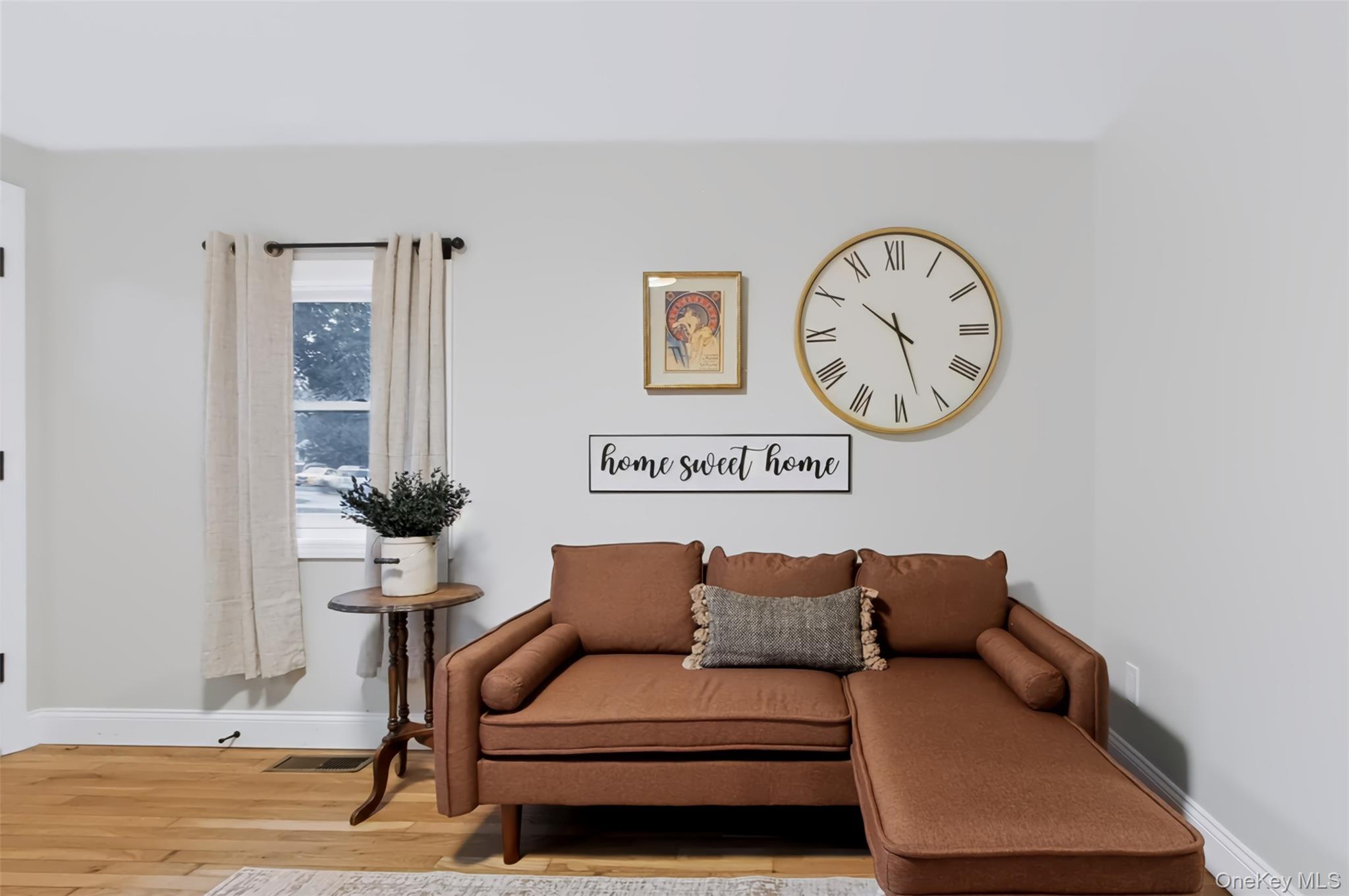 105 White Street Property Photo 7