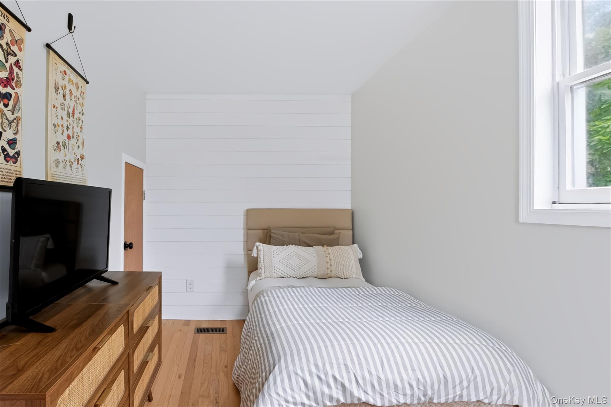 105 White Street Property Photo 16