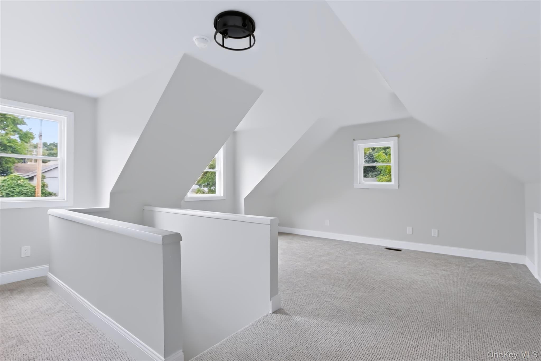 105 White Street Property Photo 20