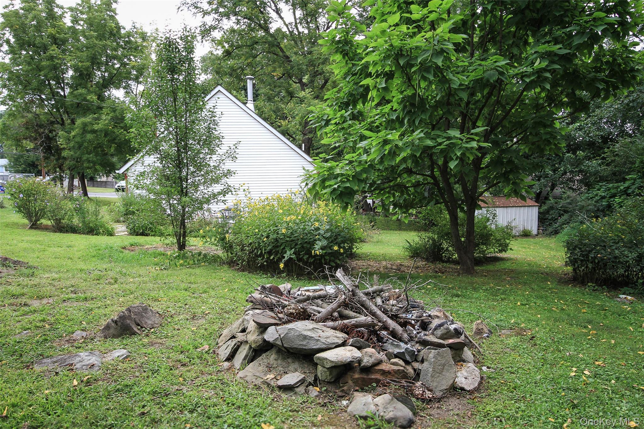 105 White Street Property Photo 33