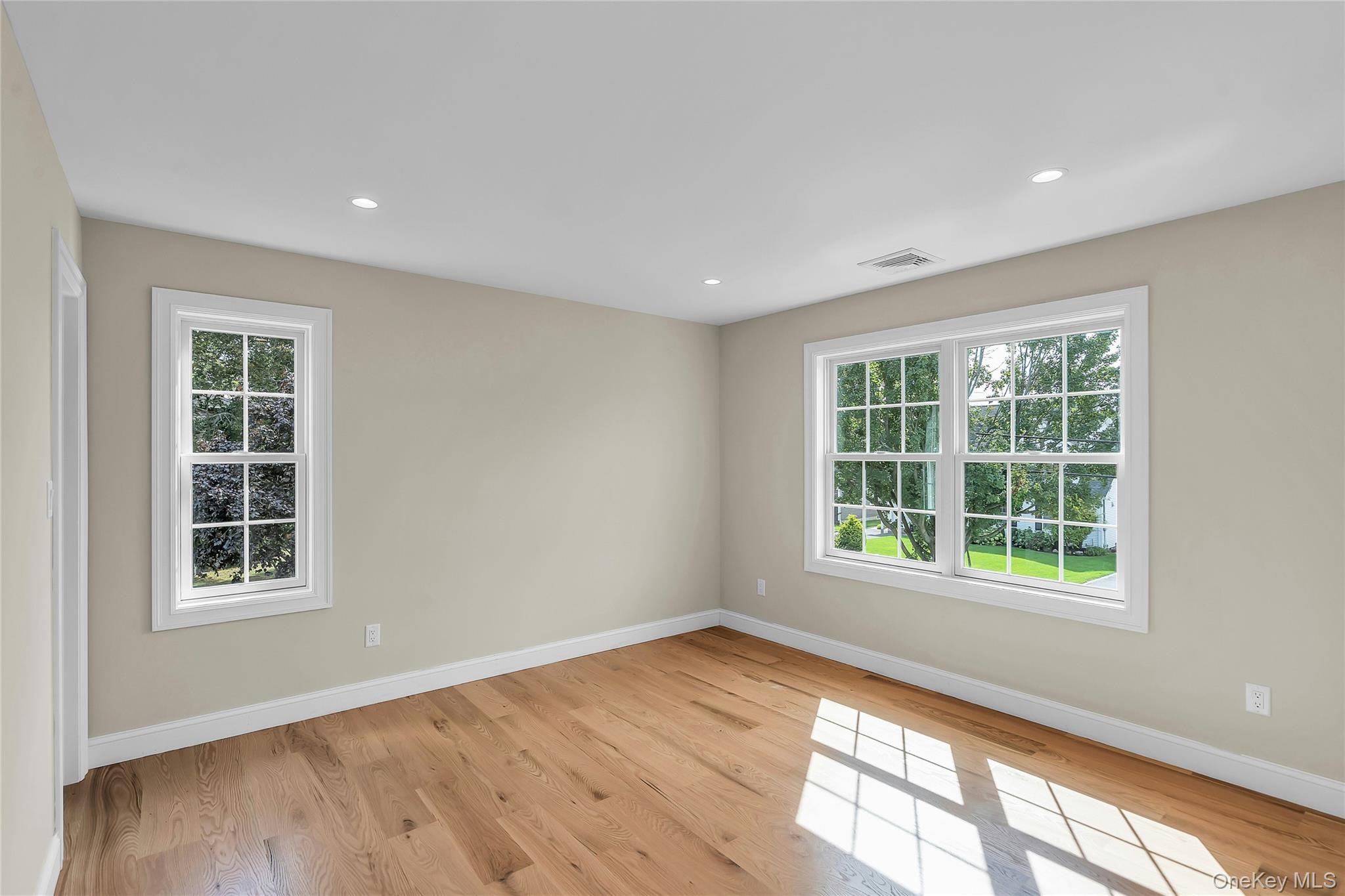52 Linden Avenue Property Photo 15