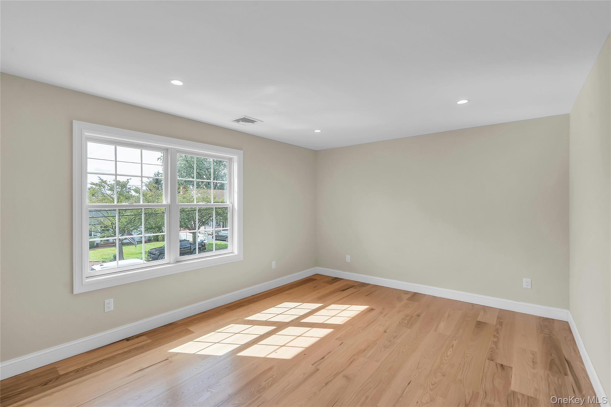 52 Linden Avenue Property Photo 24