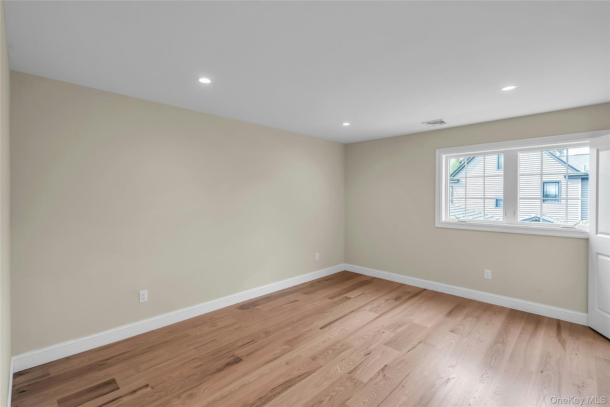 52 Linden Avenue Property Photo 26