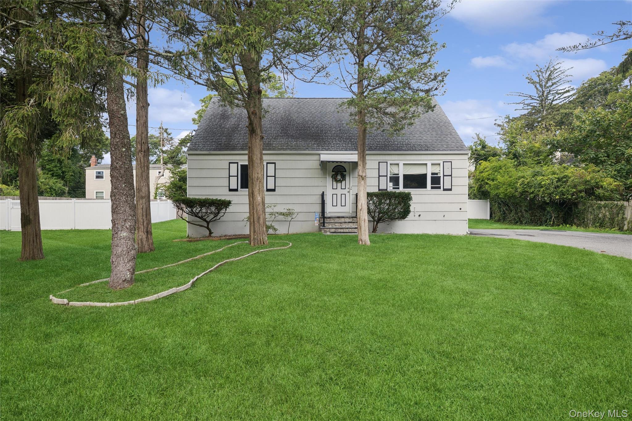 544 Park Avenue Property Photo 27