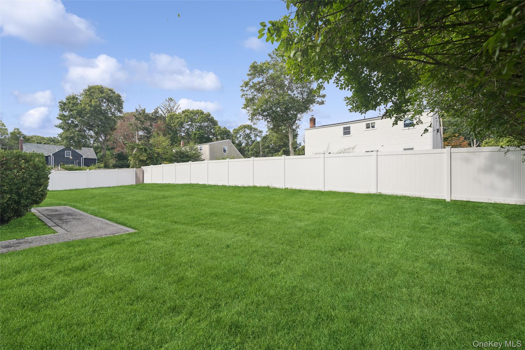 544 Park Avenue Property Photo 29