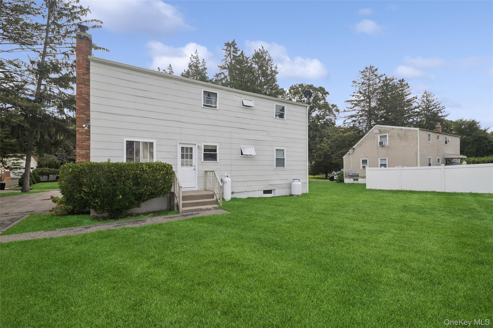 544 Park Avenue Property Photo 34