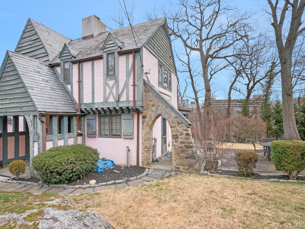 88 Stockbridge Road Property Photo 2