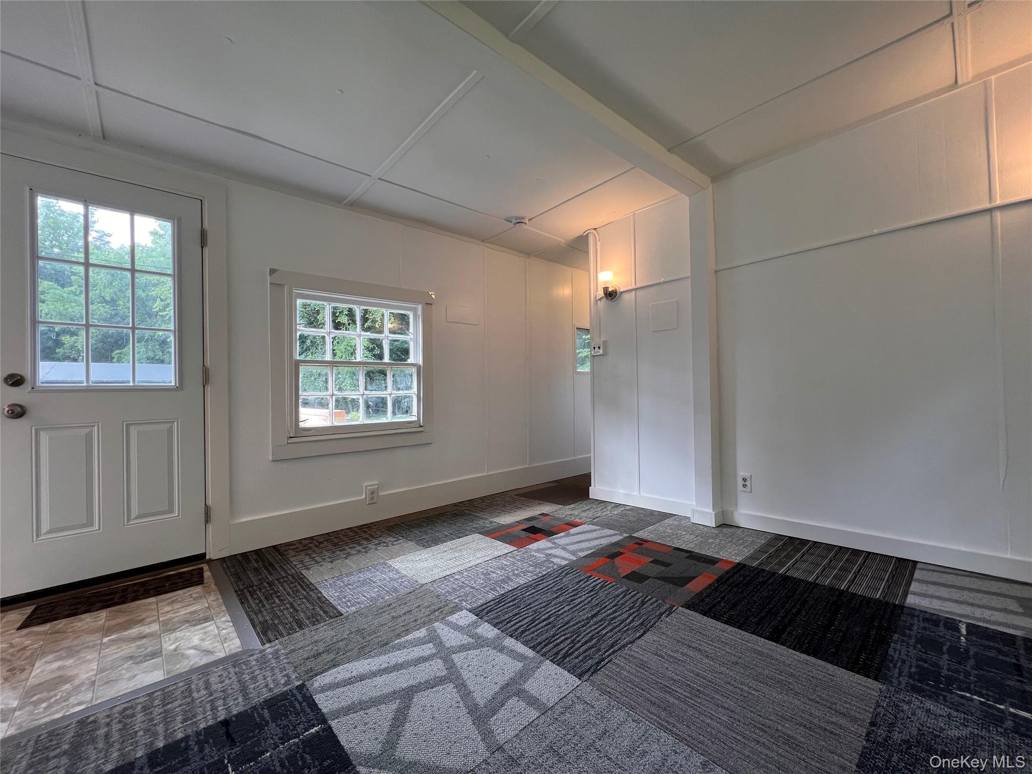 70 Minnewaska Trail Property Photo 6
