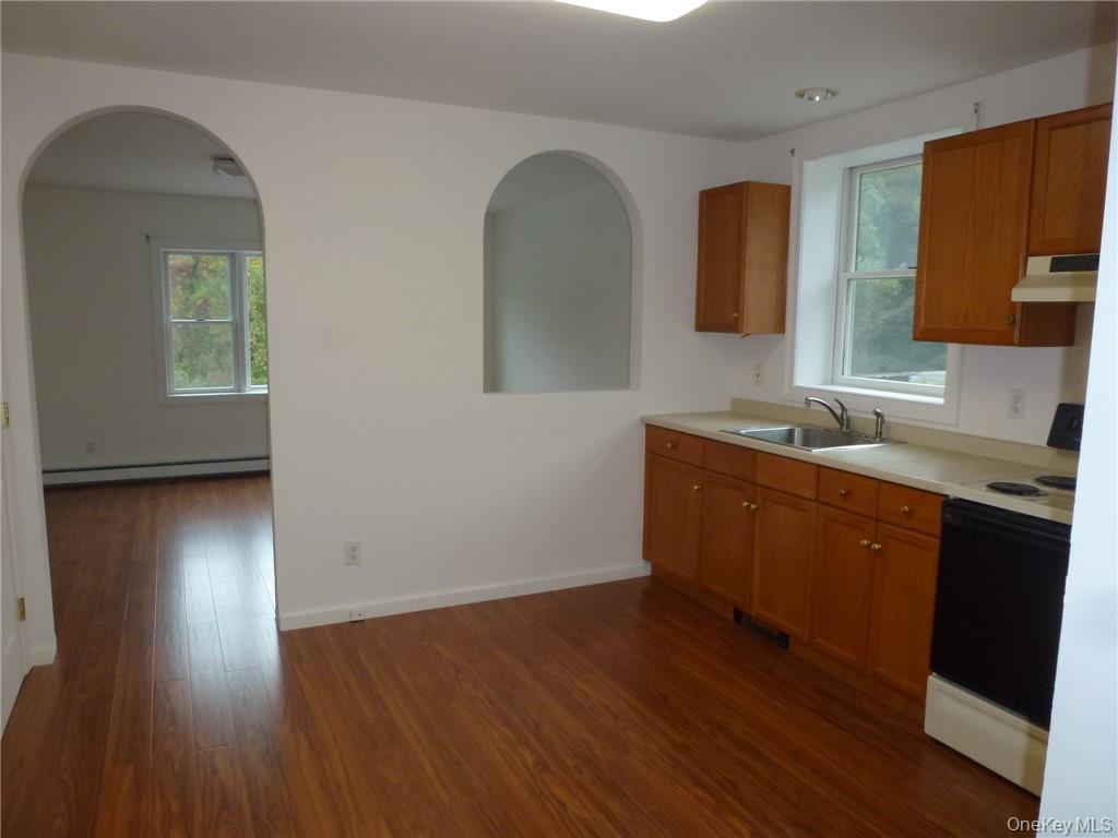 1217 E Main Property Photo 3