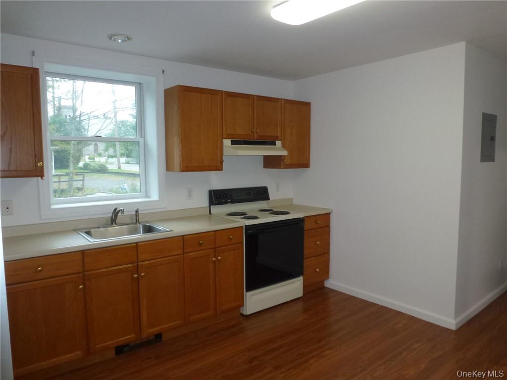 1217 E Main Property Photo 4