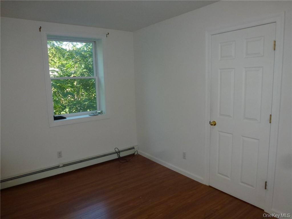 1217 E Main Property Photo 10