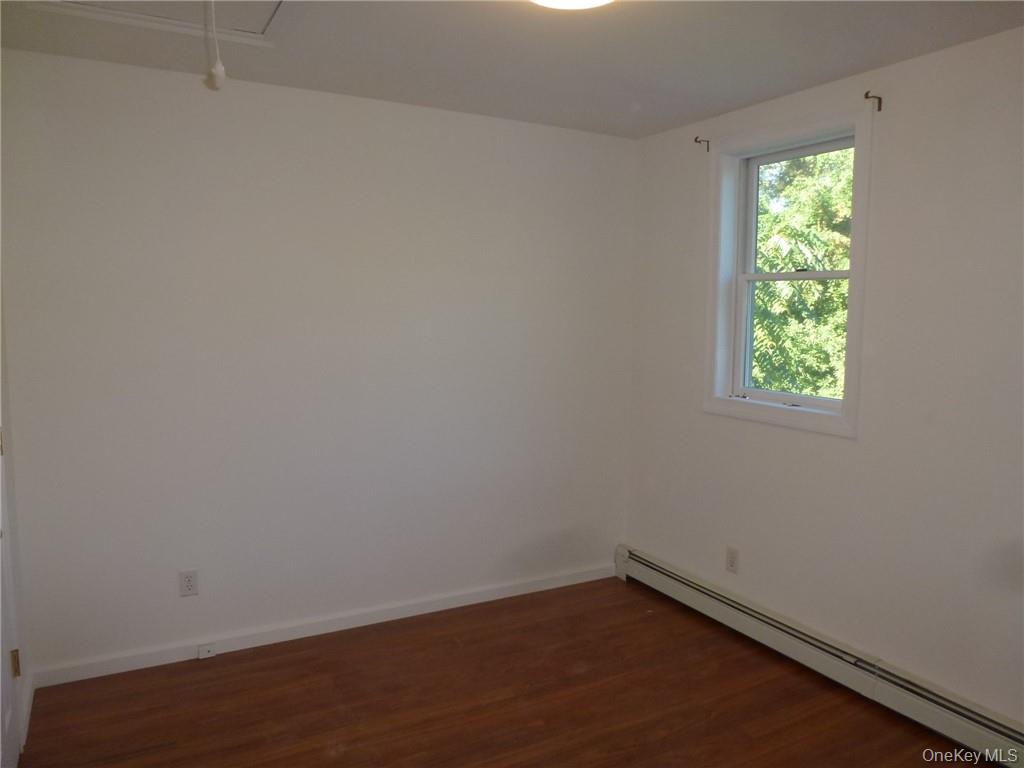 1217 E Main Property Photo 11