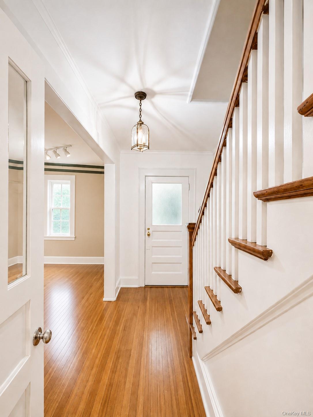 145 Lincoln Avenue Property Photo 3