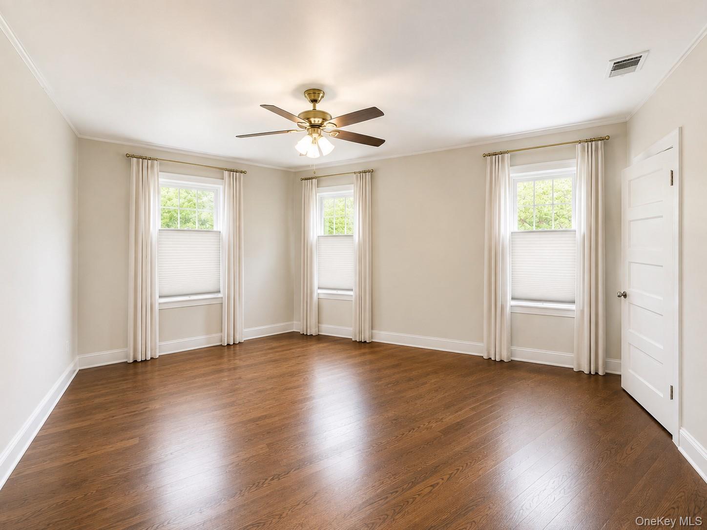 145 Lincoln Avenue Property Photo 13