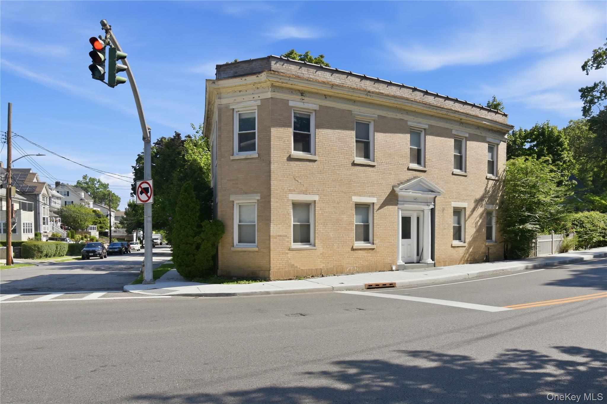 145 Lincoln Avenue Property Photo 30
