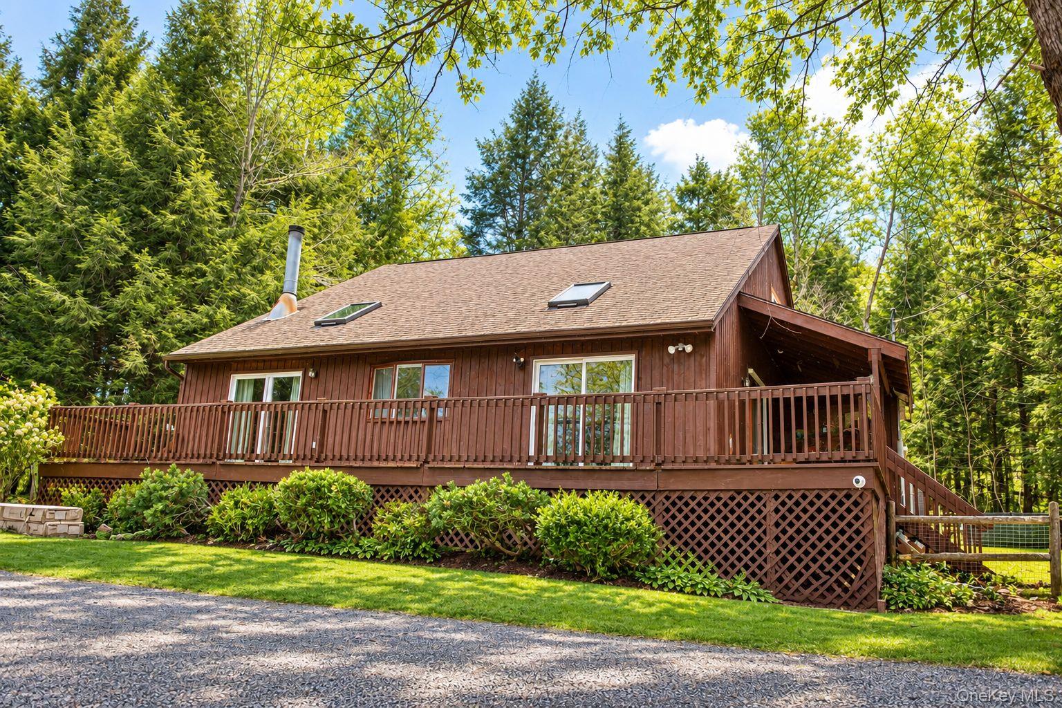 1270 Roaring Brook Lane Property Photo 1
