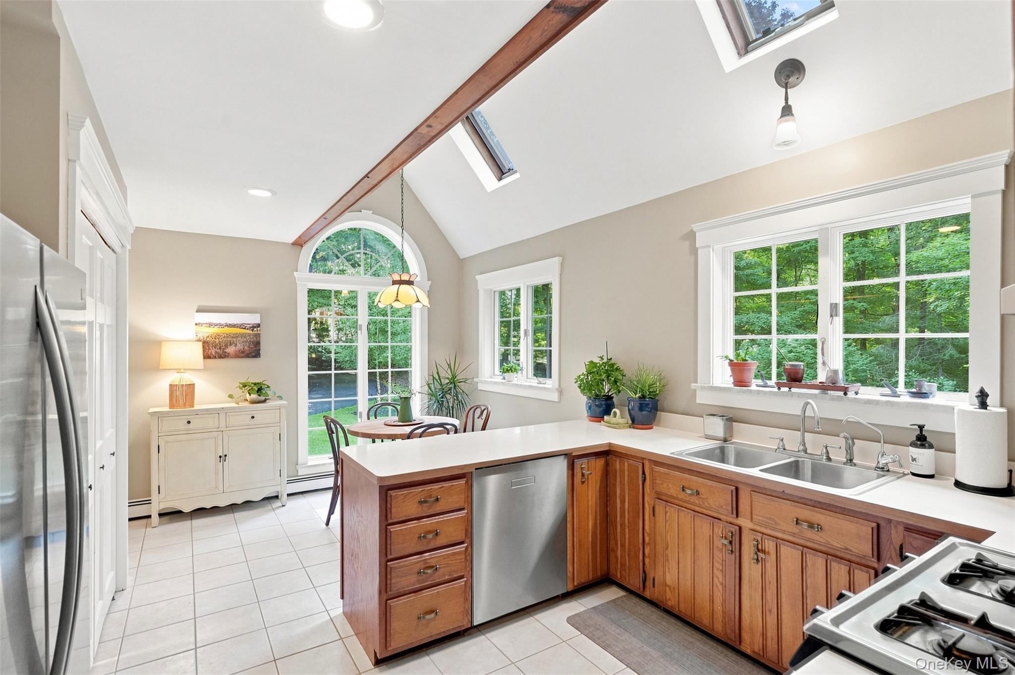 45 Chardavoyne Road Property Photo 11