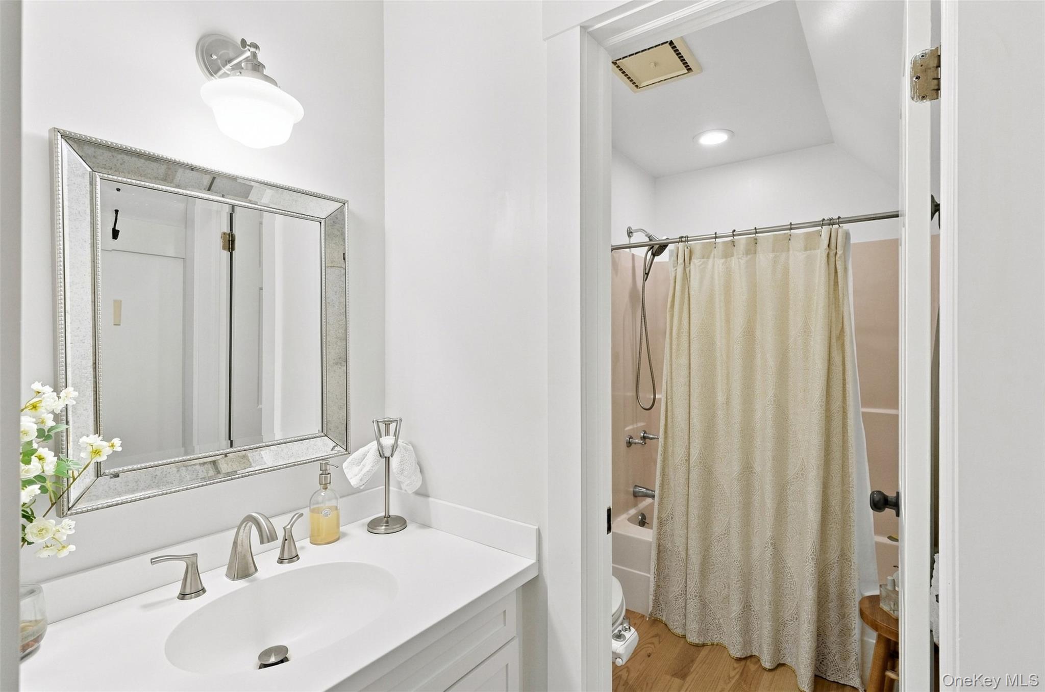 45 Chardavoyne Road Property Photo 22