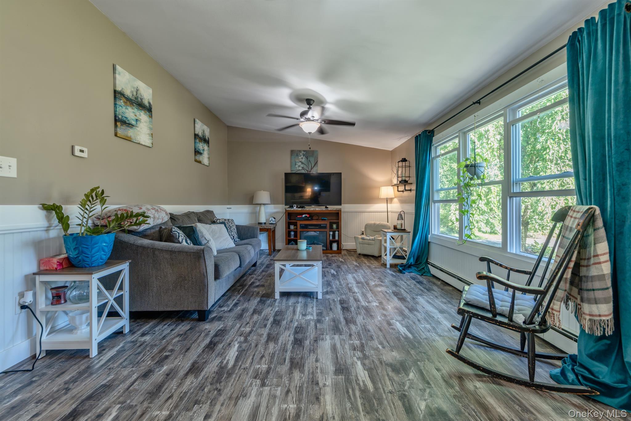 28 Buck Lane Property Photo 8