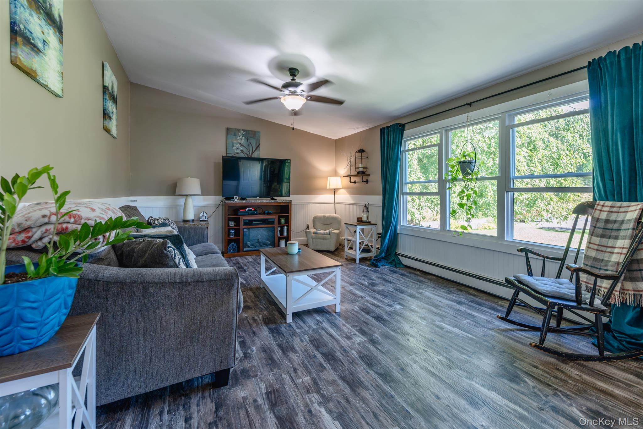 28 Buck Lane Property Photo 10