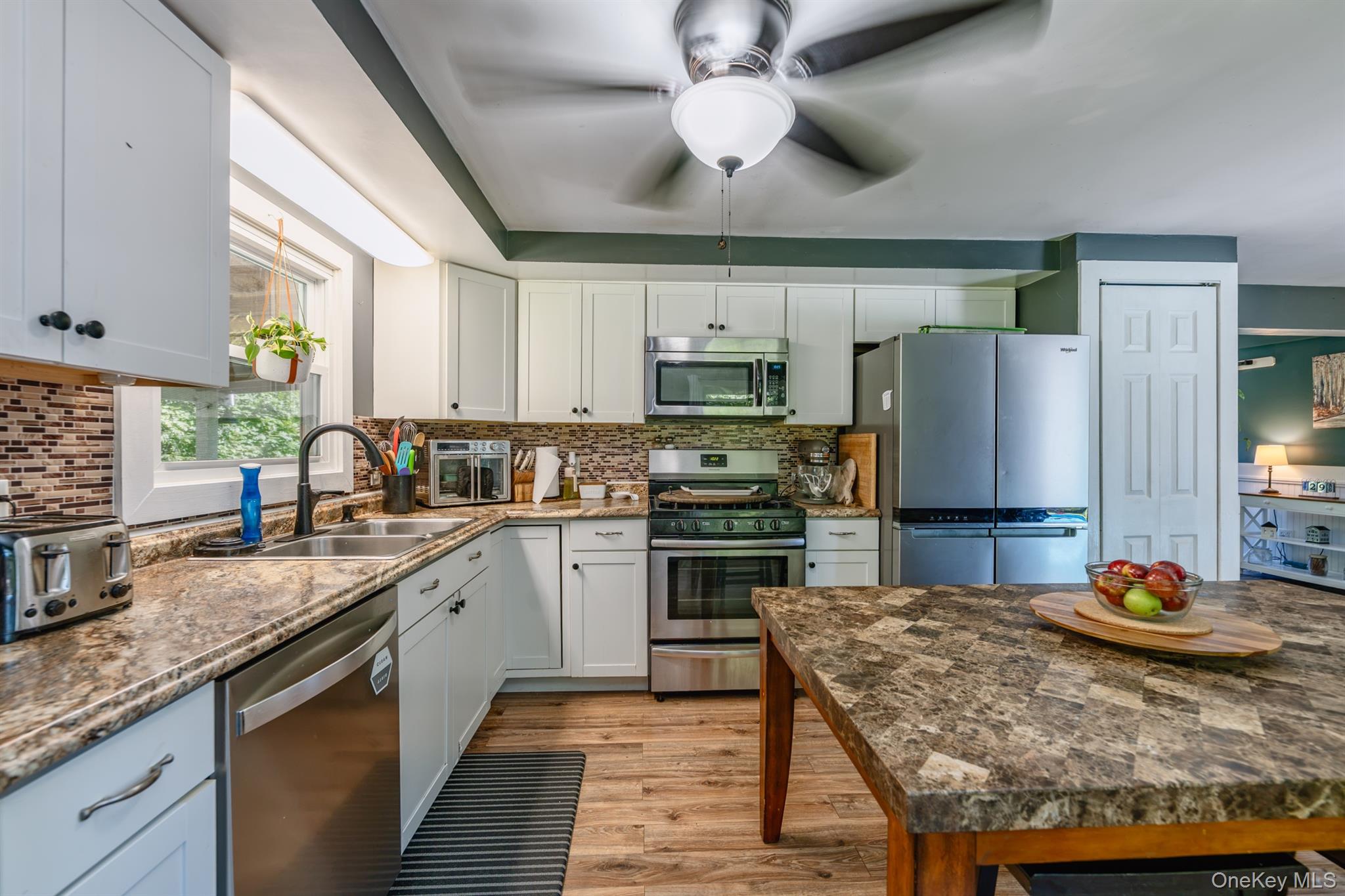 28 Buck Lane Property Photo 22