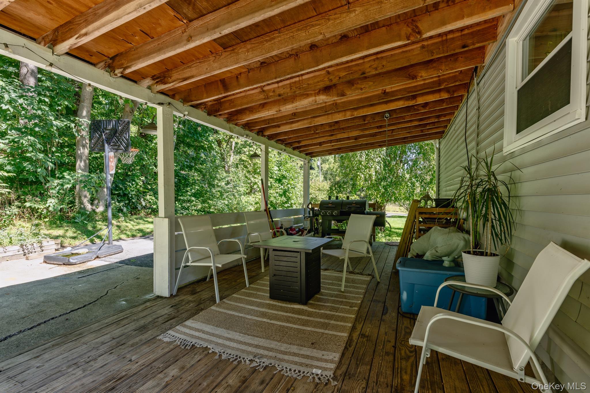 28 Buck Lane Property Photo 36