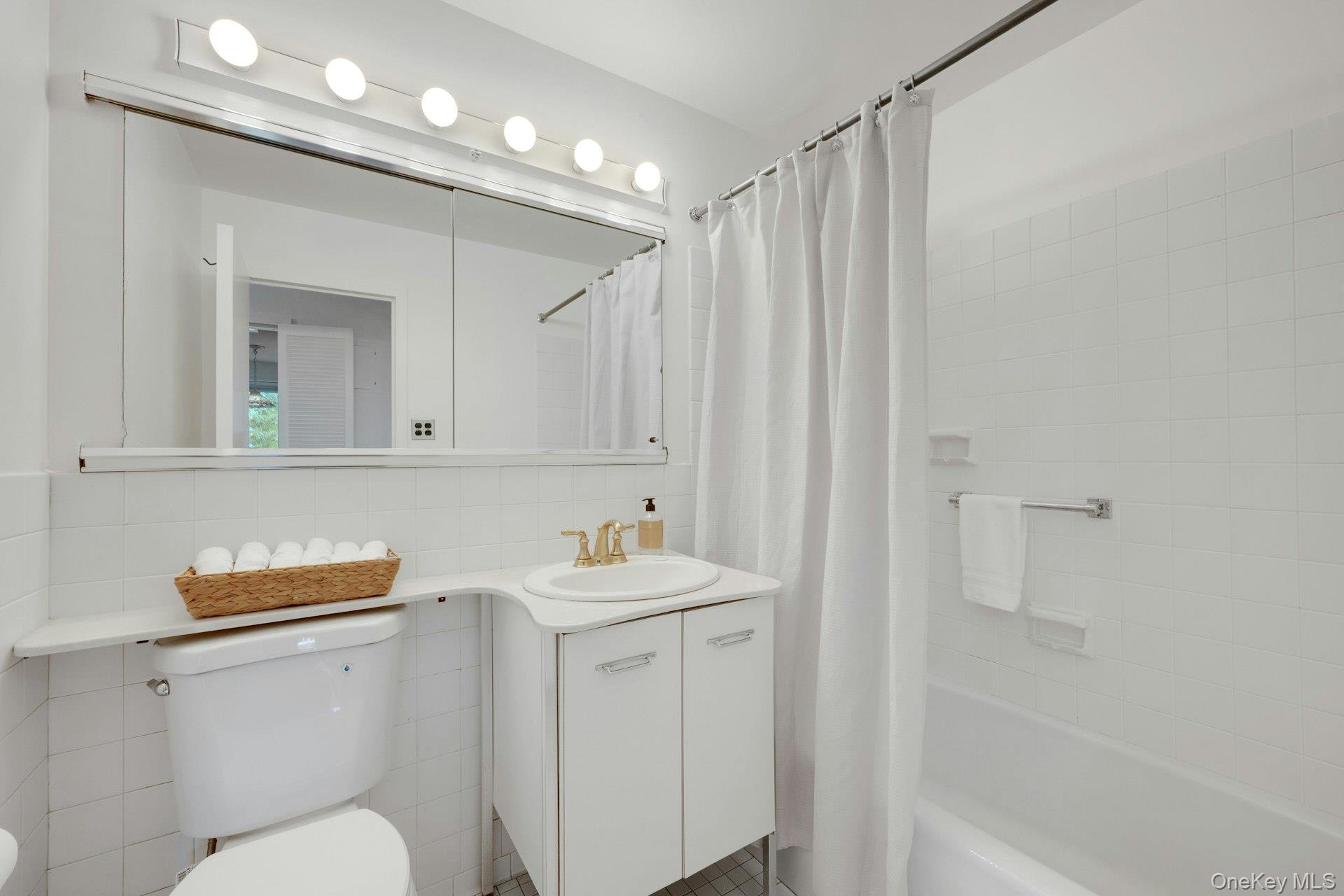499 N Broadway 6b Property Photo 10