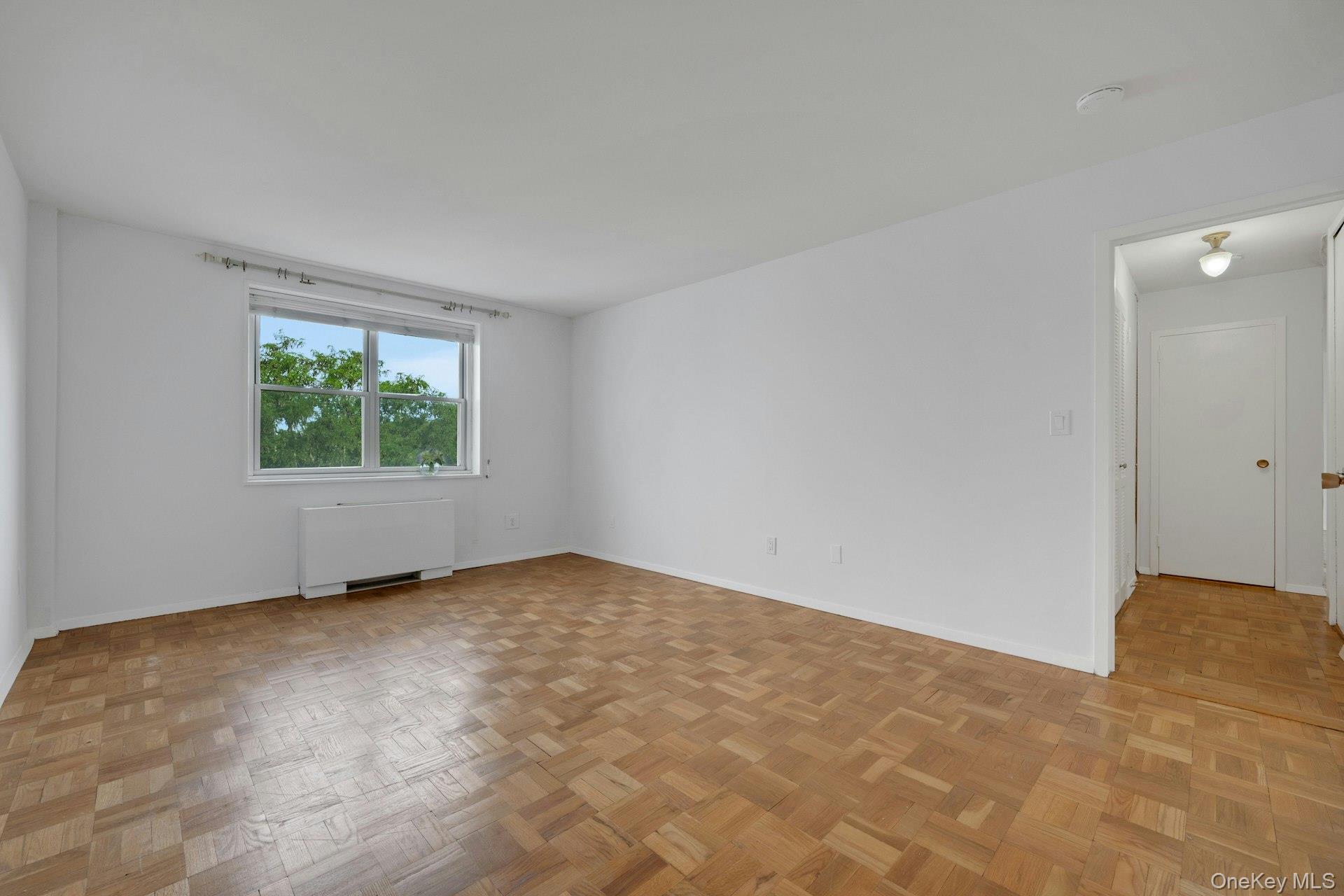 499 N Broadway 6b Property Photo 13