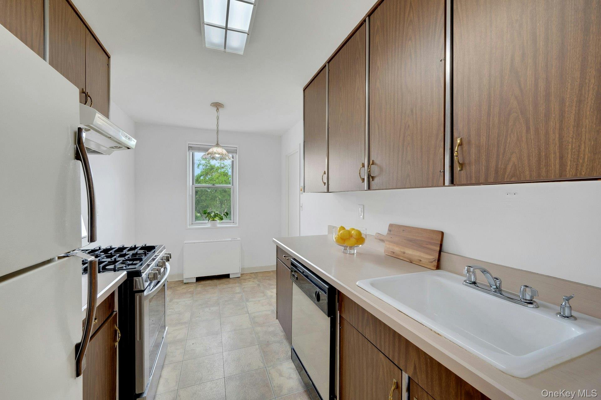 499 N Broadway 6b Property Photo 19