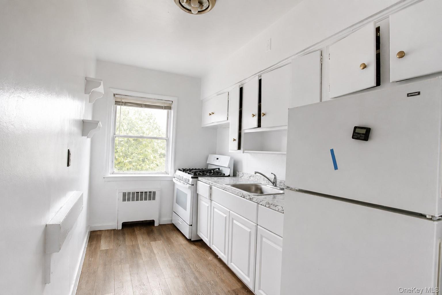 345 Shore Road 2e Property Photo 9