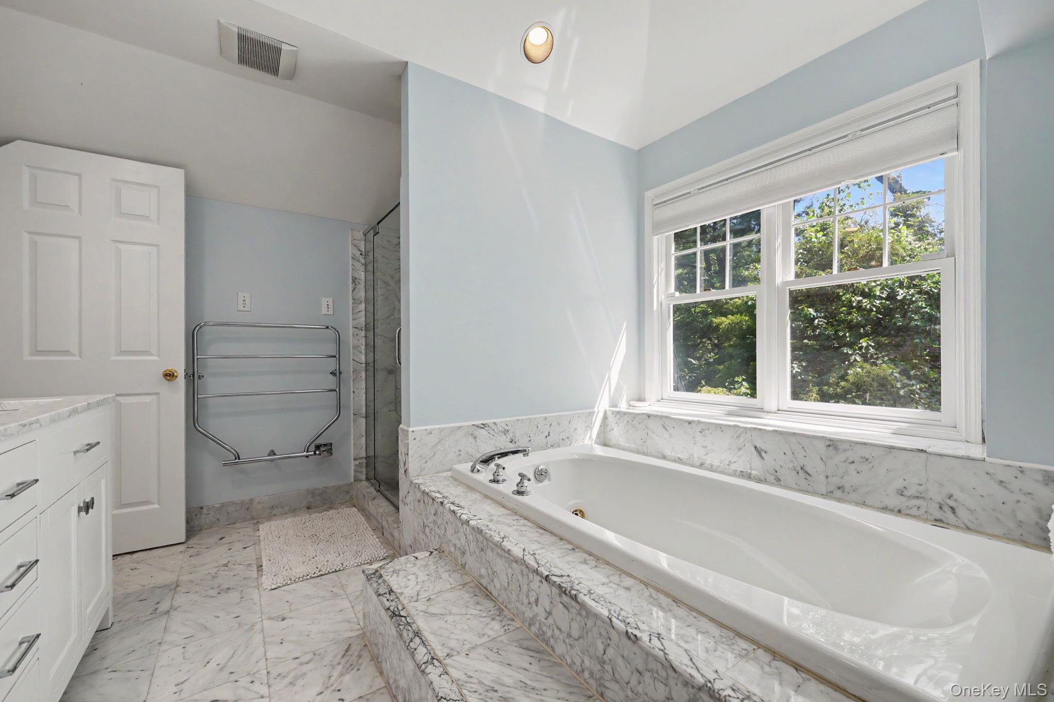 13 Lia Fail Way Property Photo 19