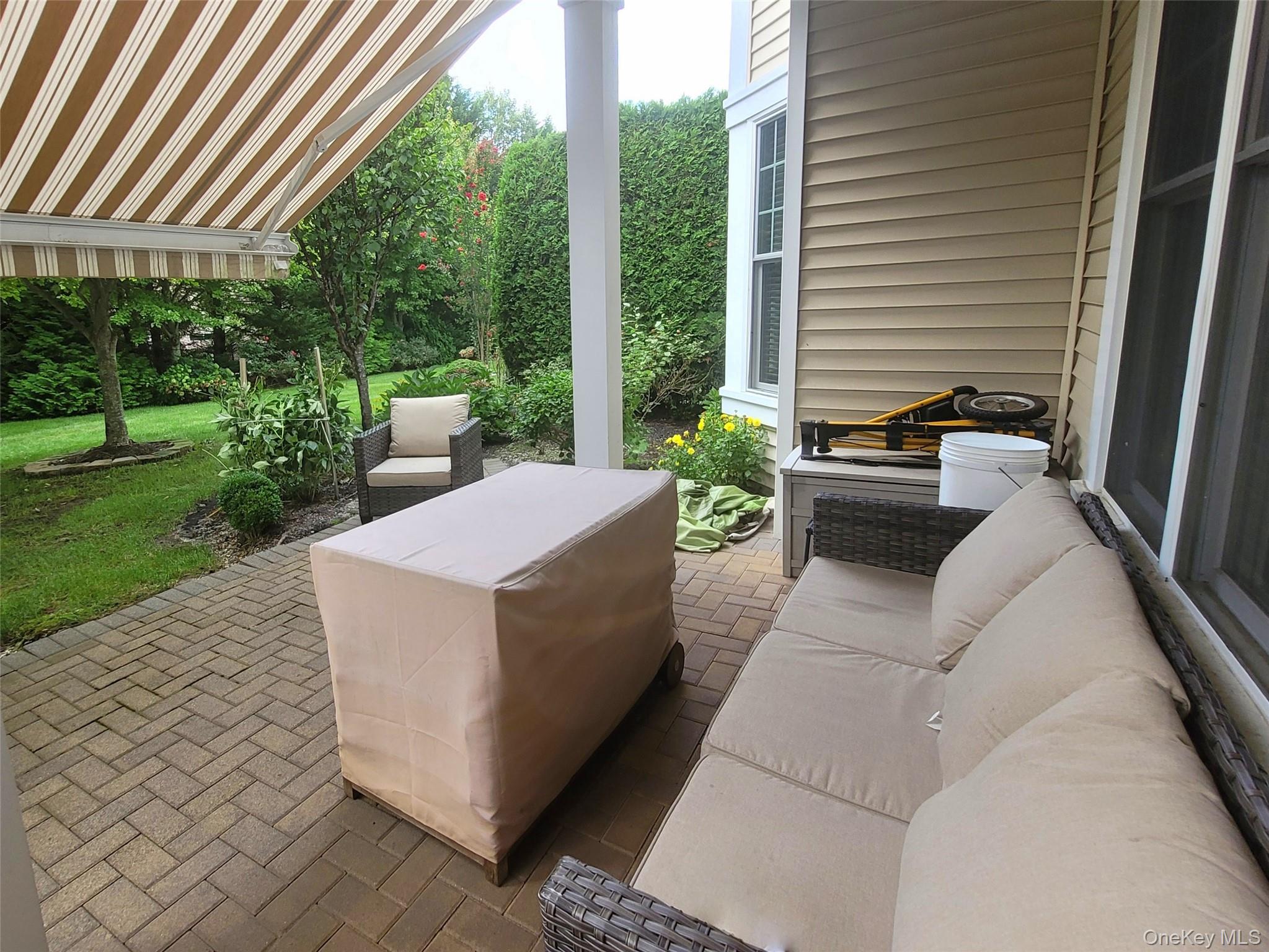 20 Sonata Court Property Photo 6