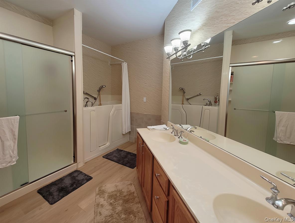 20 Sonata Court Property Photo 9