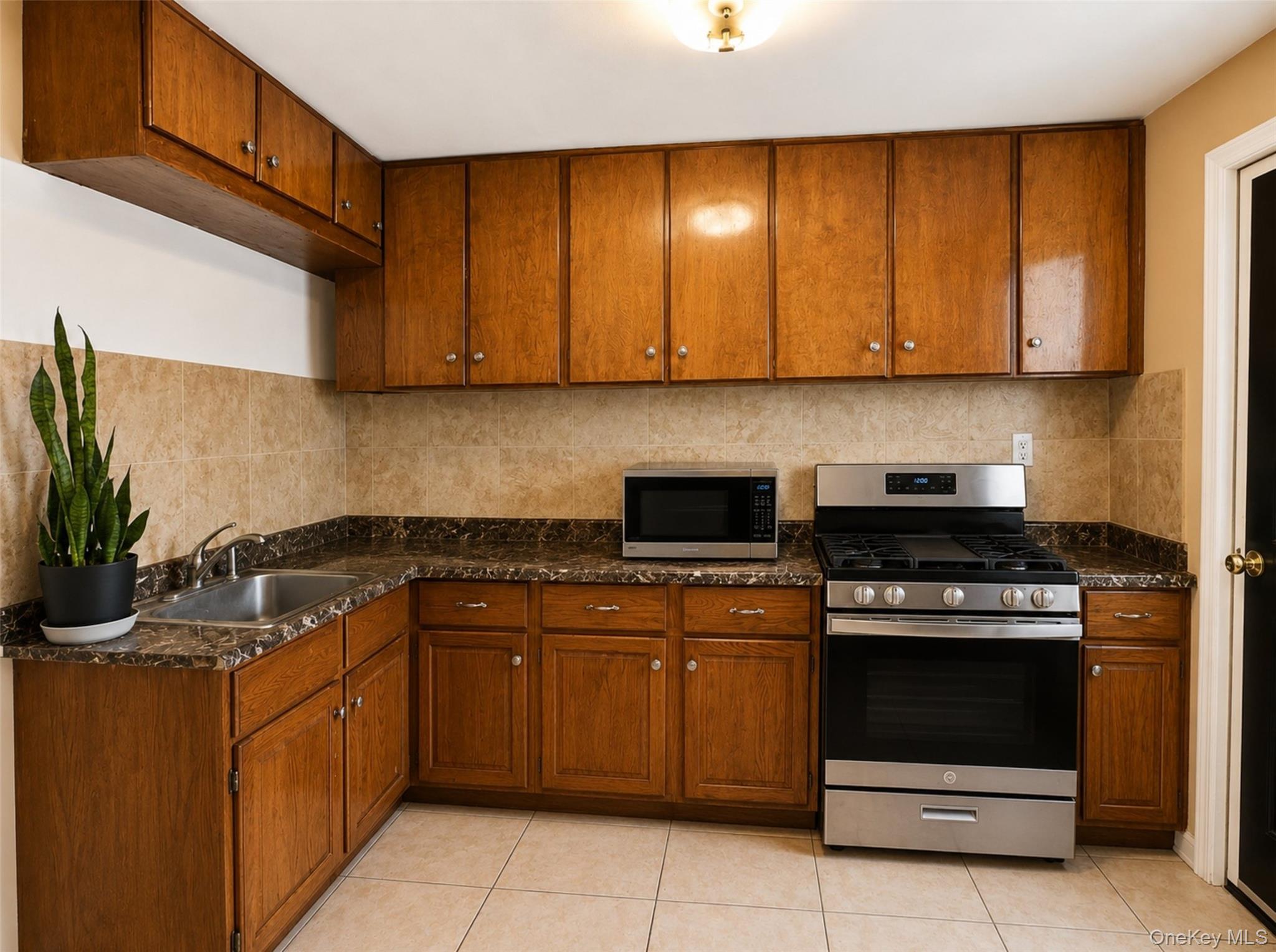 138-60 234th Street Property Photo 18