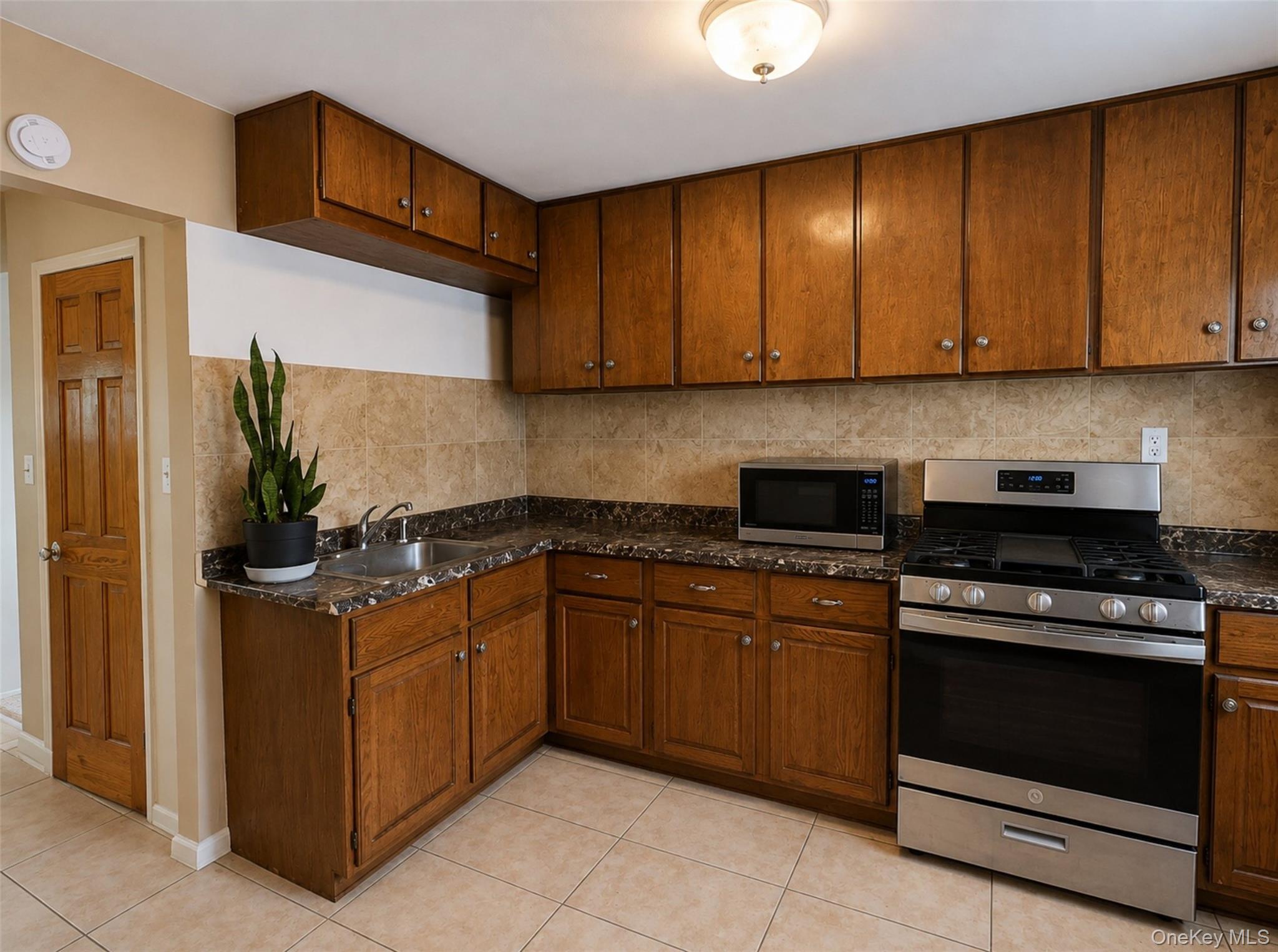 138-60 234th Street Property Photo 19